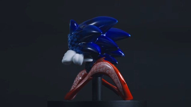 Sega представила фарфоровую статуэтку Sonic The Hedgehog за $7 000, и я не могу оторваться от видео её создания